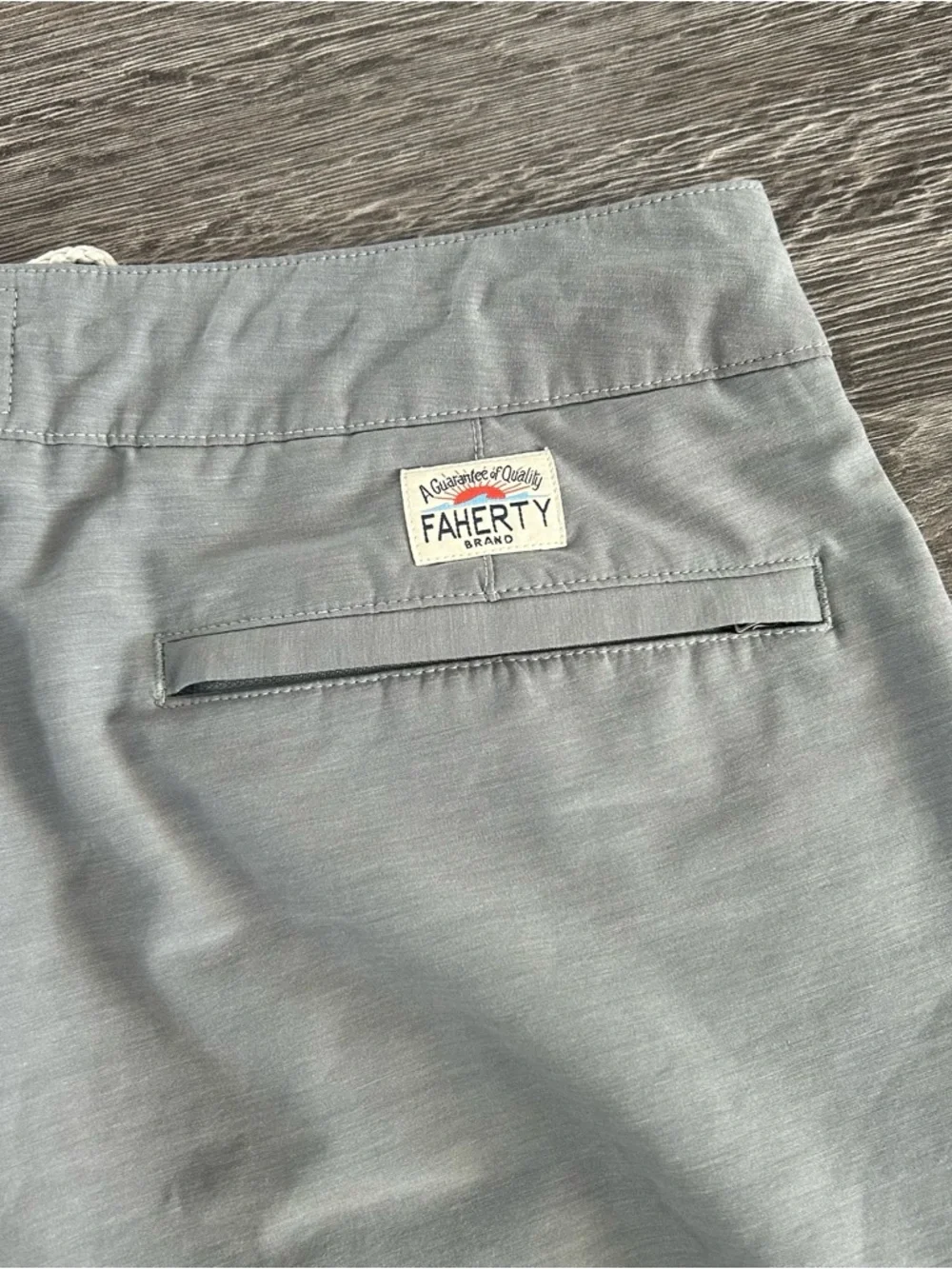 Faherty all day MENS drawstring Light Gray Casual Shorts Sz 30
